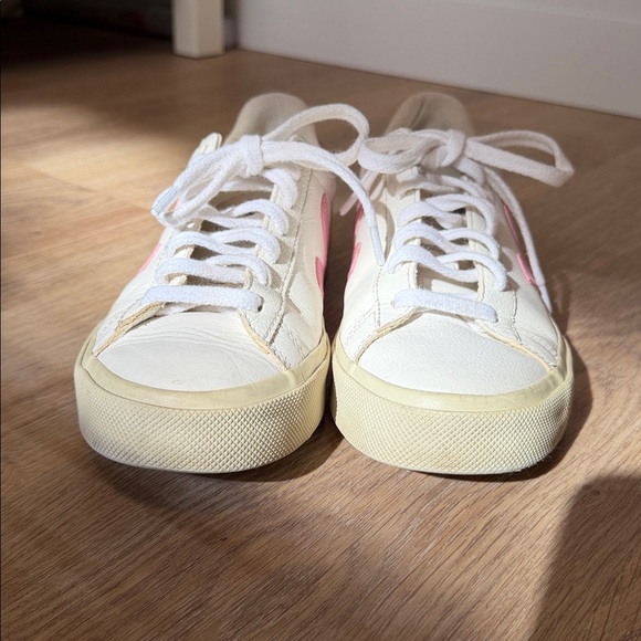 Veja Women's White and Pink Low-Top Sneakers - Picture 4 of 5